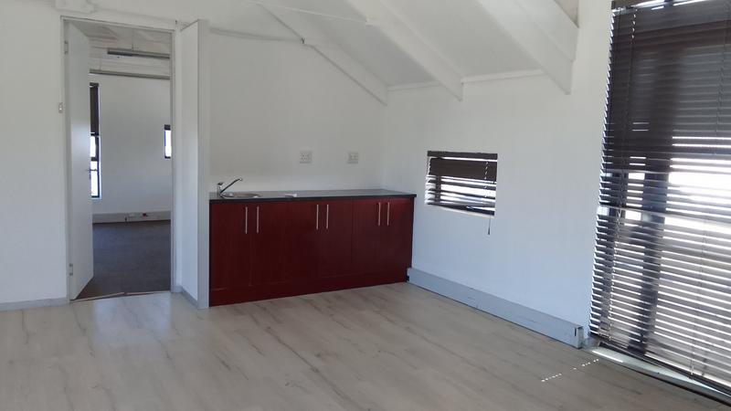 To Let commercial Property for Rent in Parow North Western Cape